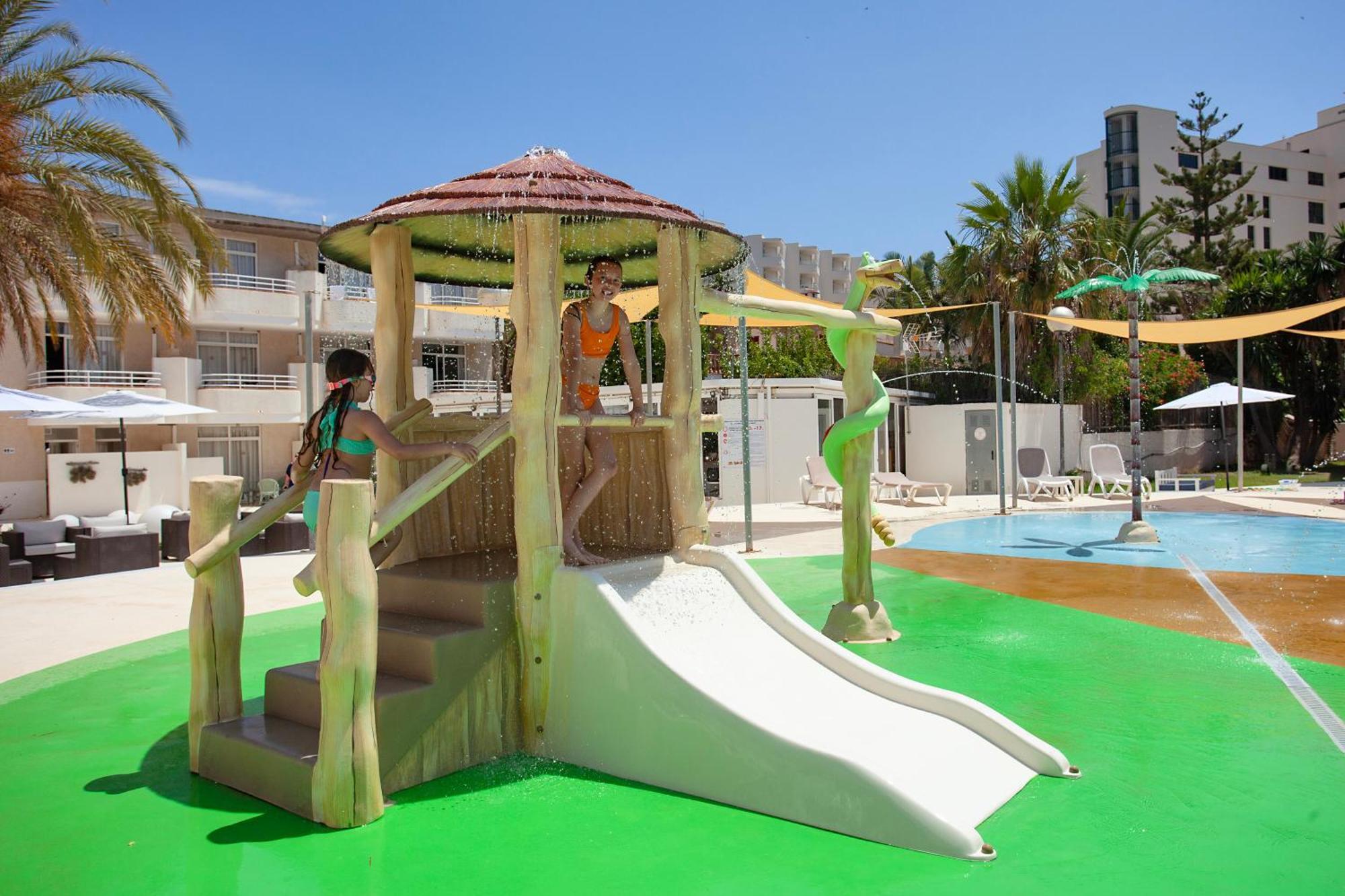 Bj Apartamentos Club Sa Coma Exterior foto